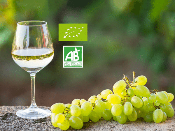 Vin biologique avec logos AB